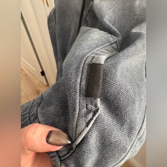 7 For All Mankind Dark Gray Hooded Jacket - Picture 4 of 8